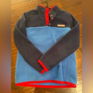Boys large vineyard vines pullover